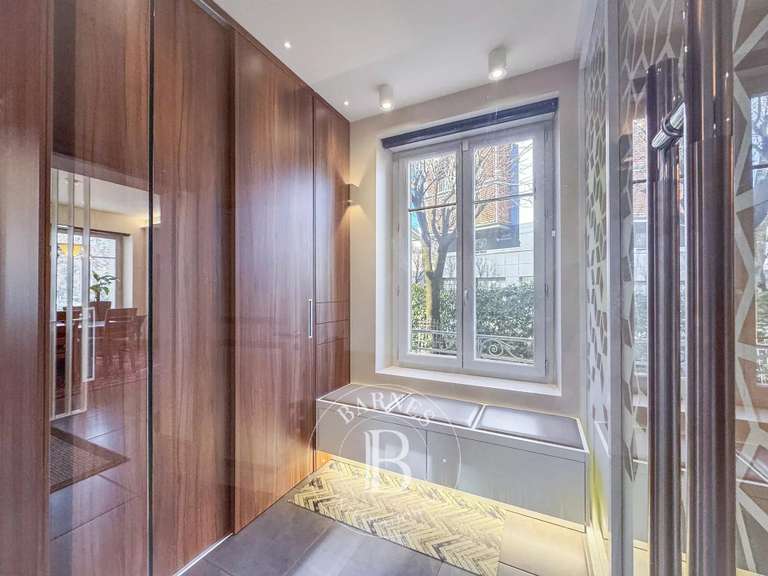 Maison Chambéry - 4 chambres - 321m²