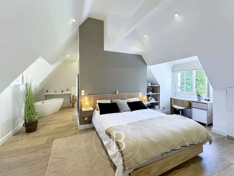 Maison Chambéry - 5 chambres - 386m²