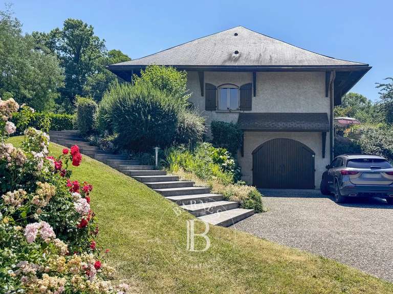 House Chambéry - 4 bedrooms - 450m²