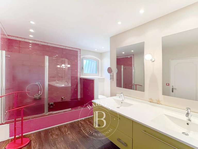 House Chambéry - 4 bedrooms - 450m²