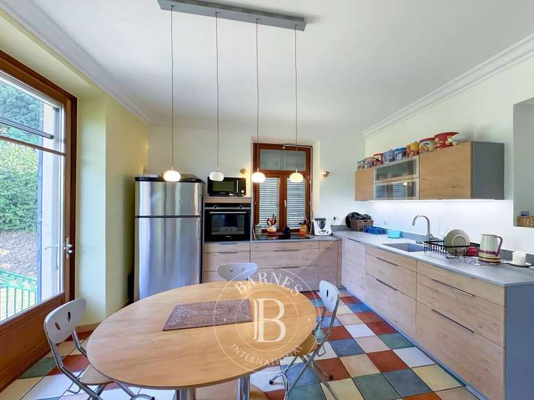 Maison Chambéry - 8 chambres - 420m²