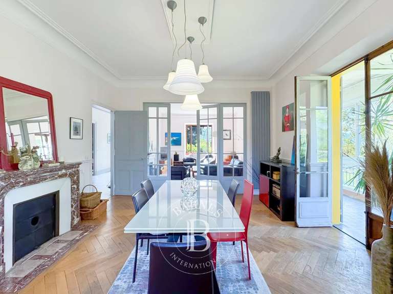 Maison Chambéry - 8 chambres - 420m²