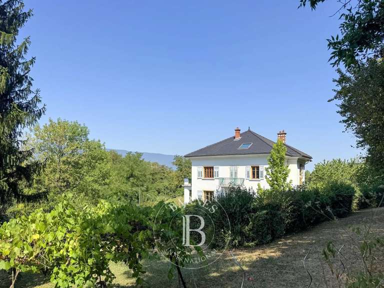 Maison Chambéry - 8 chambres - 420m²