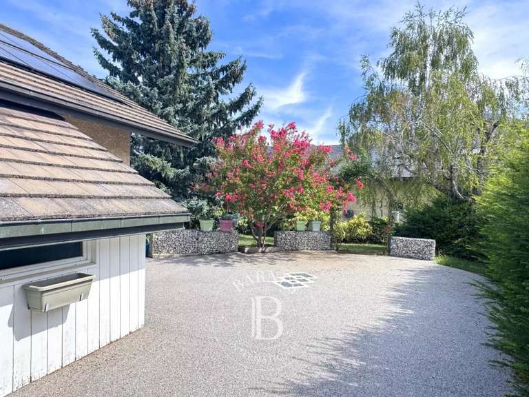 House Chambéry - 3 bedrooms - 278m²
