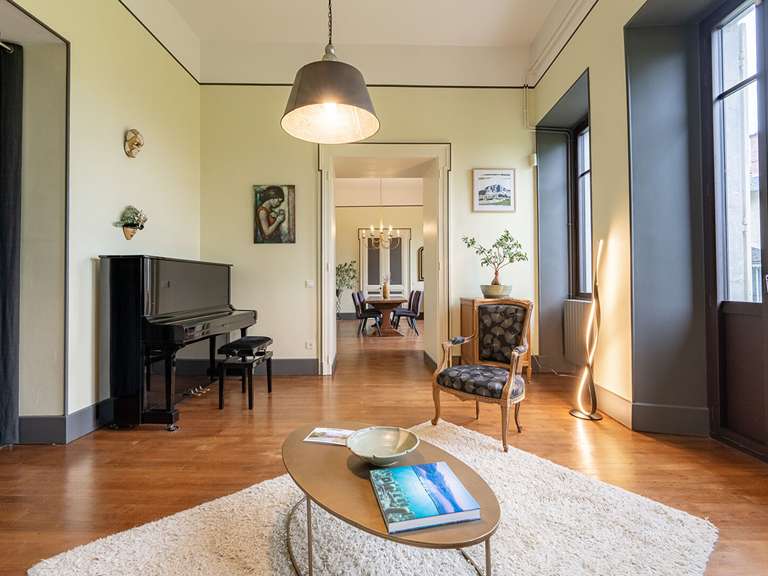 Maison Chambéry - 10 chambres - 400m²