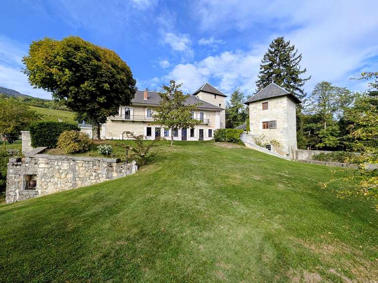 Maison Chambéry - 10 chambres - 400m²
