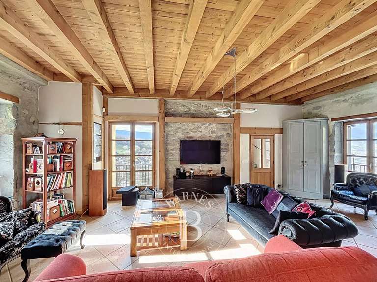 Manoir Chambéry - 2 chambres - 228m²