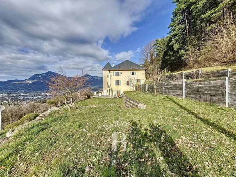 Manoir Chambéry - 2 chambres - 228m²