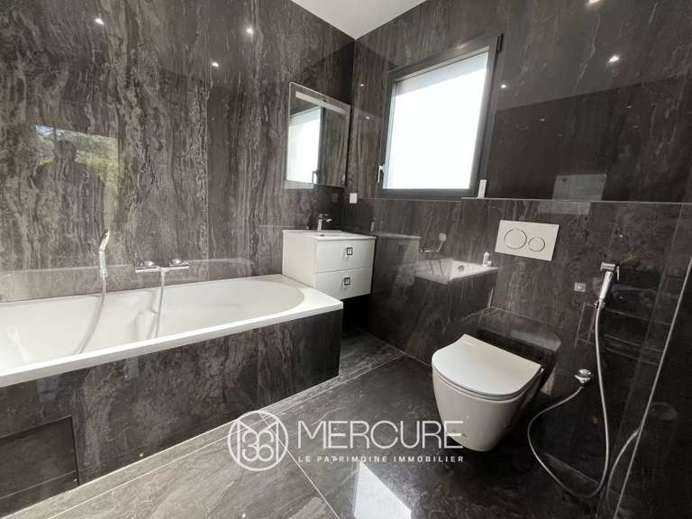 Propriété Chambéry - 6 chambres - 453m²