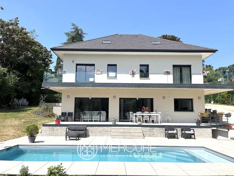 Propriété Chambéry - 6 chambres - 453m²