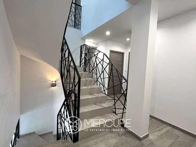 Propriété Chambéry - 6 chambres - 453m²