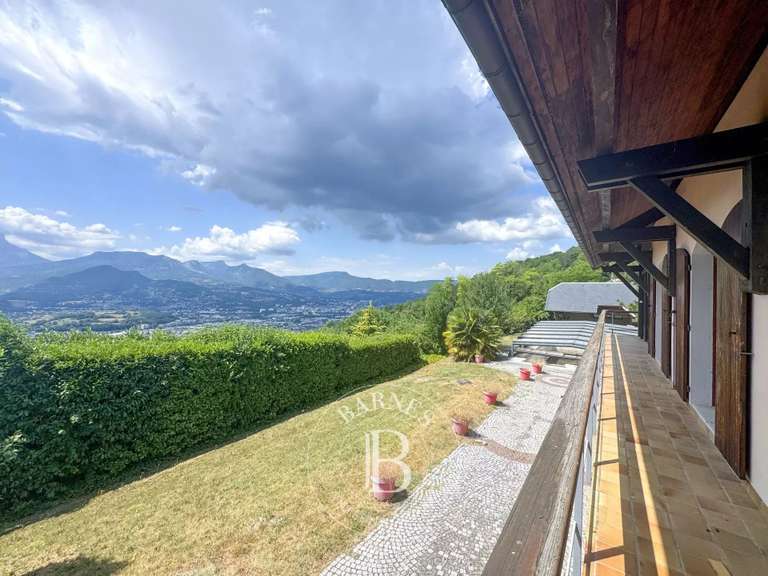 Propriété Chambéry - 4 chambres - 377m²