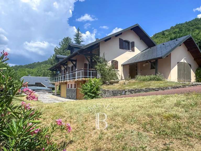 Propriété Chambéry - 4 chambres - 377m²