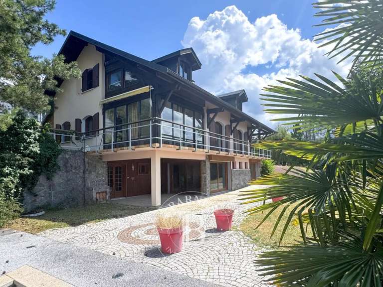 Propriété Chambéry - 4 chambres - 377m²
