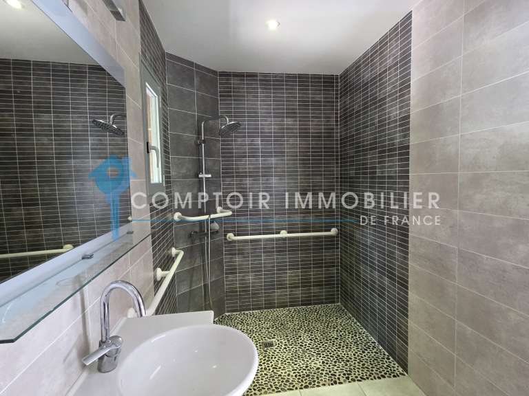 Maison Chamborigaud - 4 chambres - 220m²