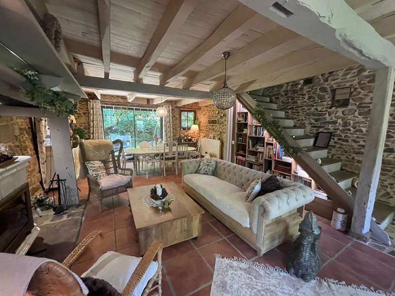 Maison Chamboulive - 6 chambres - 282m²