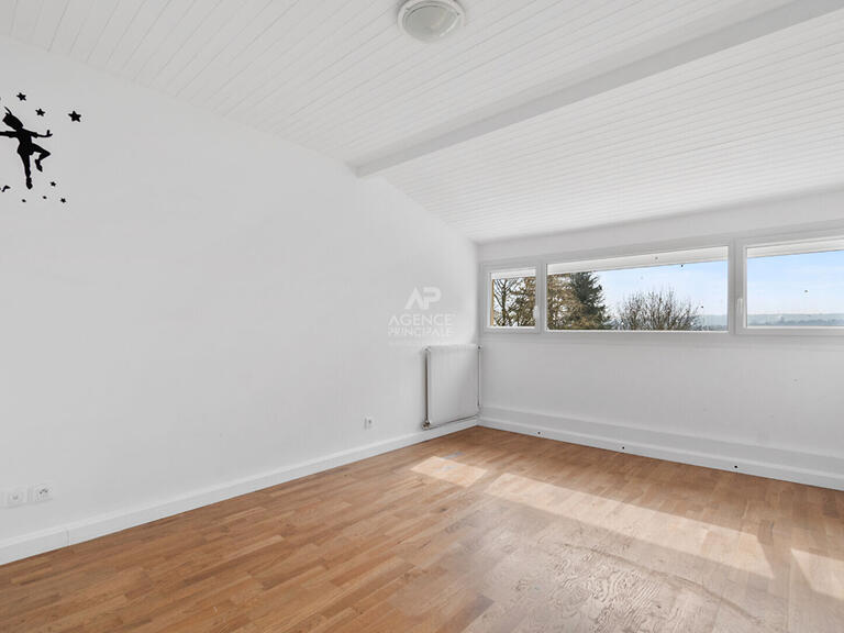 Maison Chambourcy - 5 chambres - 207m²