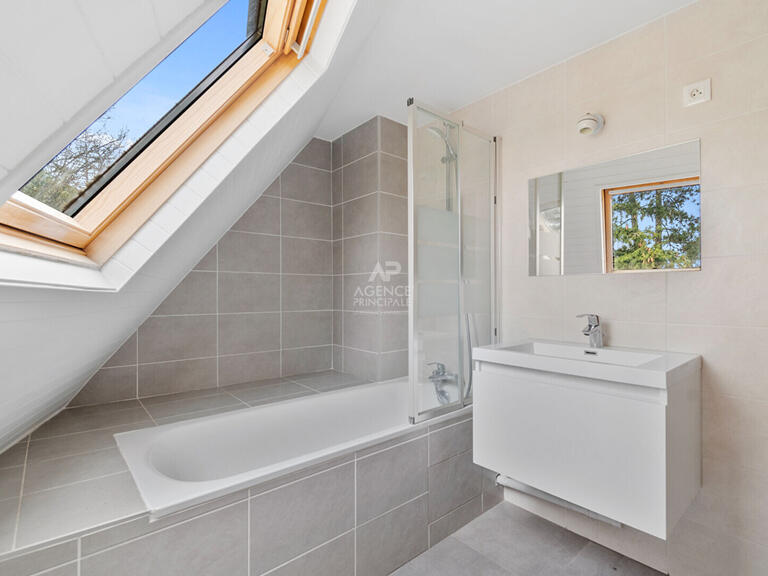 Maison Chambourcy - 5 chambres - 207m²
