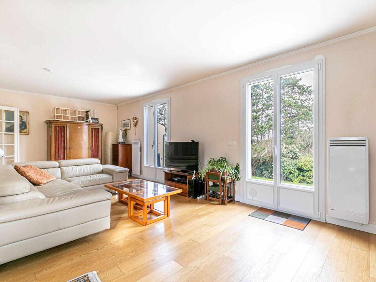 Maison Chambourcy