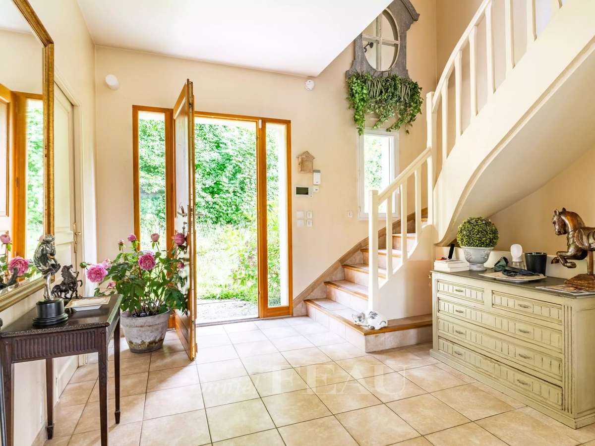 Maison Chambourcy