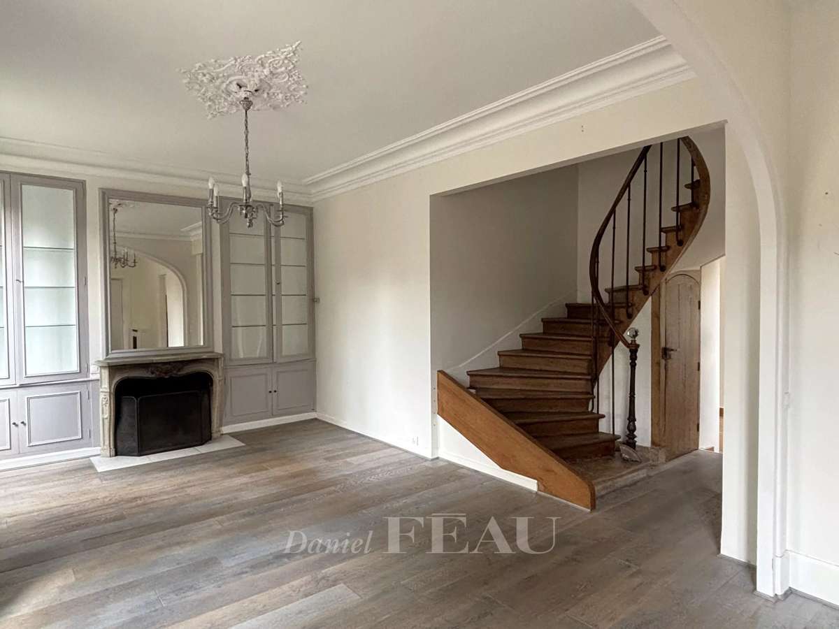 Maison Chambourcy