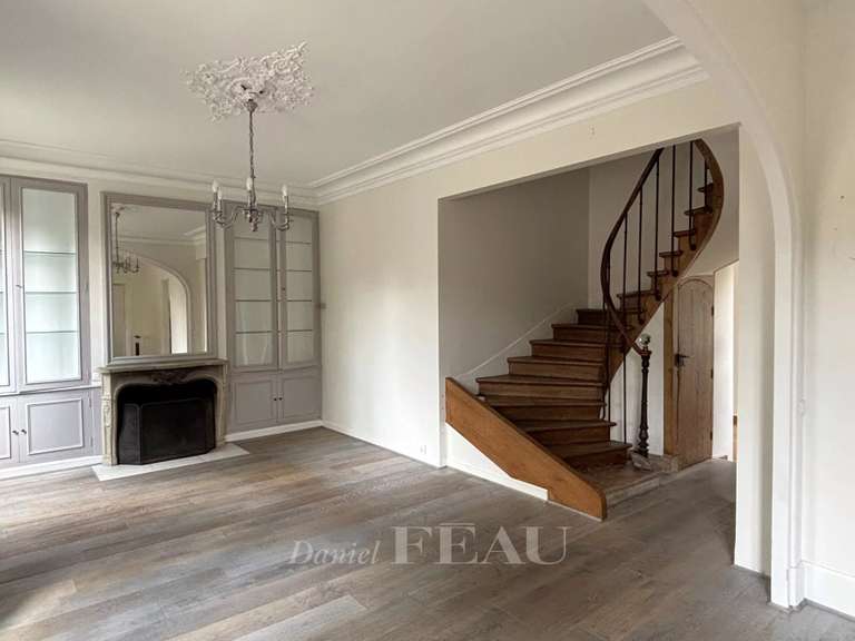 Maison Chambourcy - 4 chambres - 215m²