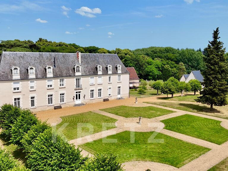Castle Chambray-lès-Tours - 9 bedrooms - 1270m²