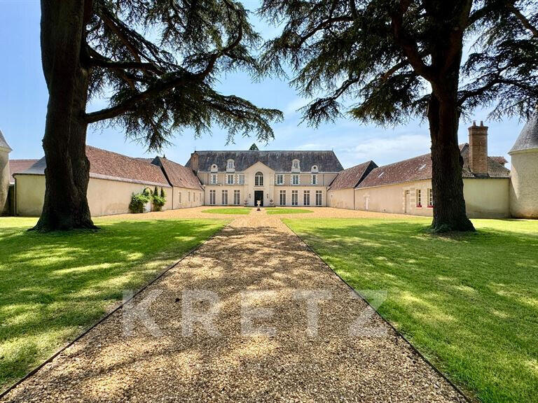 Castle Chambray-lès-Tours - 9 bedrooms - 1270m²