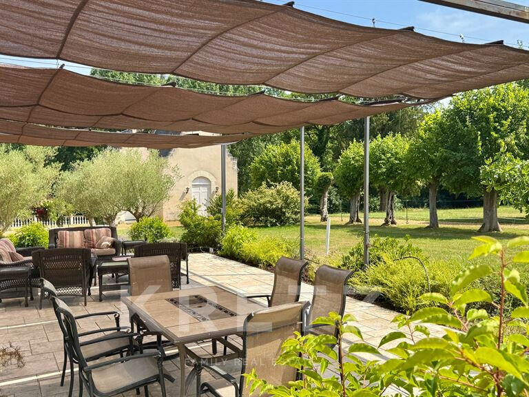 Castle Chambray-lès-Tours - 9 bedrooms - 1270m²