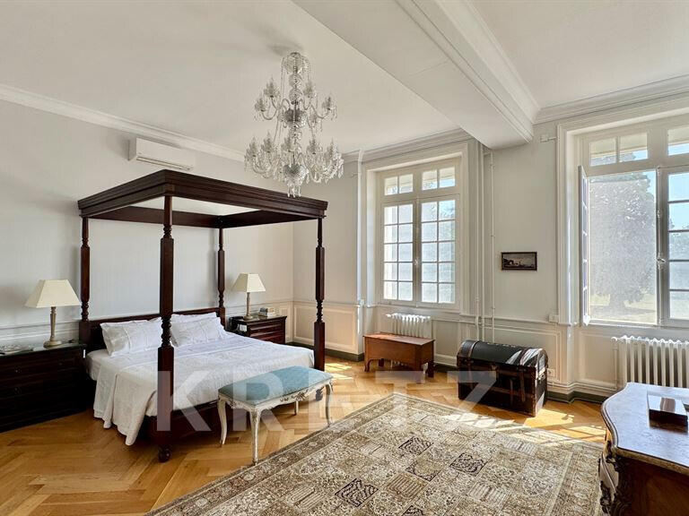 Castle Chambray-lès-Tours - 9 bedrooms - 1270m²