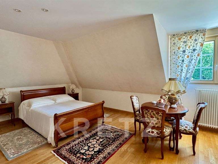 Maison Chambray-lès-Tours - 4 chambres - 395m²