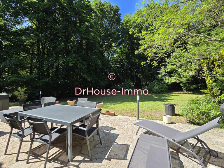 Villa Chambray-lès-Tours - 5 bedrooms - 185m²