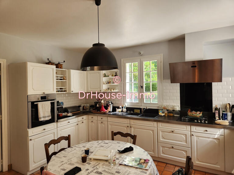Villa Chambray-lès-Tours - 5 bedrooms - 185m²