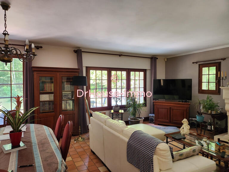 Villa Chambray-lès-Tours - 5 bedrooms - 185m²