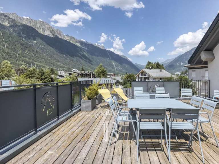 Apartment Chamonix-Mont-Blanc - 4 bedrooms - 171m²