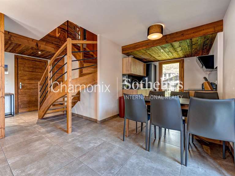 Apartment Chamonix-Mont-Blanc - 3 bedrooms - 74m²