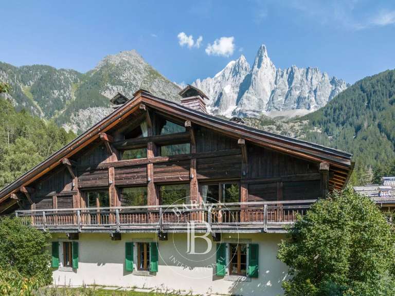 Unusual property Chamonix-Mont-Blanc - 8 bedrooms - 620m²