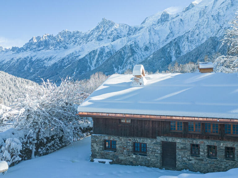 Chalet Chamonix-Mont-Blanc - 6 bedrooms - 335m²