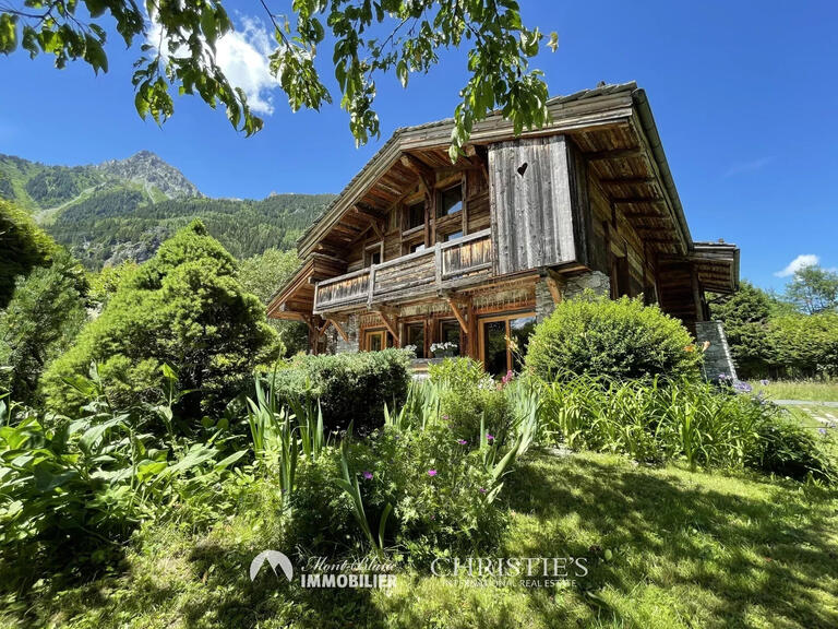 Chalet Chamonix-Mont-Blanc - 5 bedrooms - 305m²