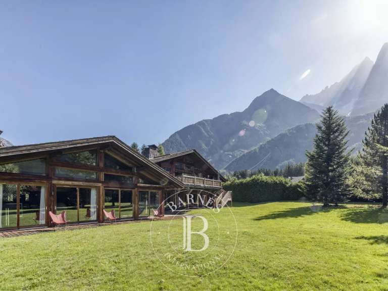 Chalet Chamonix-Mont-Blanc - 6 chambres - 702m²