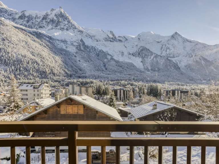 Chalet Chamonix-Mont-Blanc - 5 chambres - 202m²