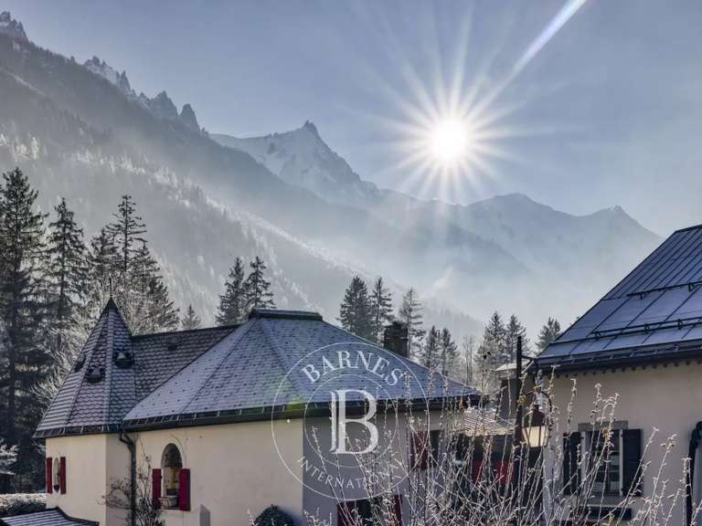 Chalet Chamonix-Mont-Blanc - 5 chambres - 272m²