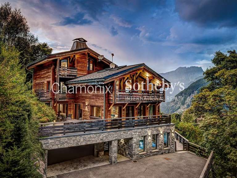 Chalet Chamonix-Mont-Blanc - 5 chambres - 387m²