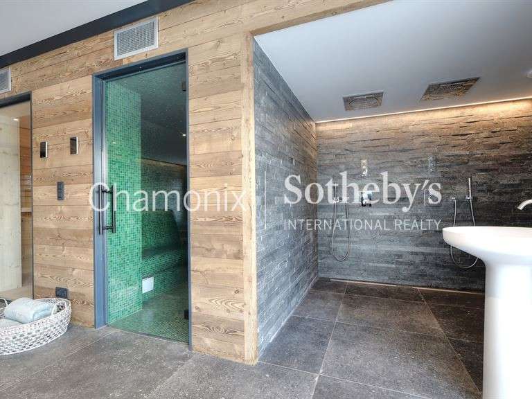 Chalet Chamonix-Mont-Blanc - 5 chambres - 387m²