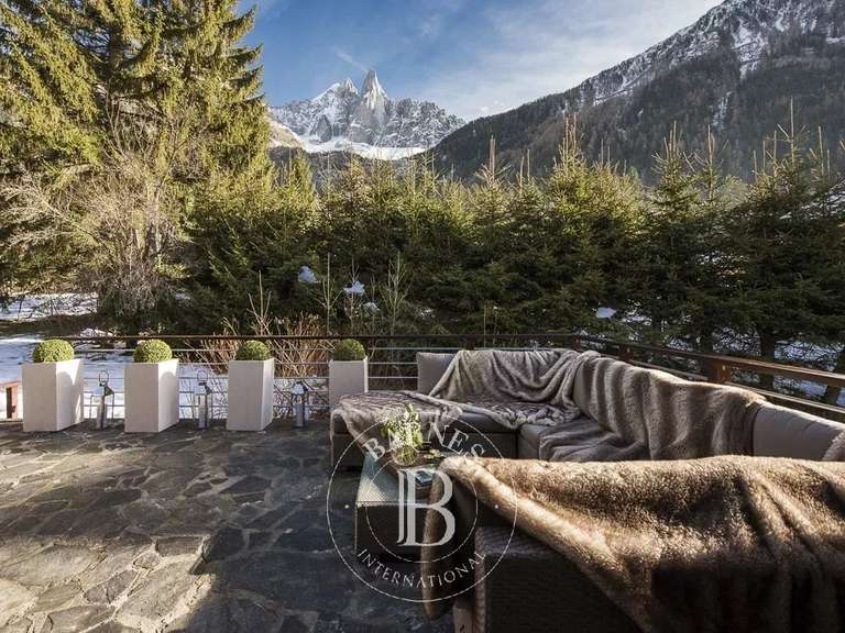 Chalet Chamonix-Mont-Blanc - 5 chambres - 313m²