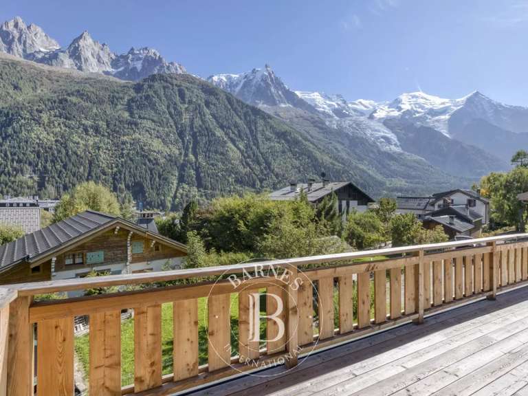 Chalet Chamonix-Mont-Blanc - 5 bedrooms - 617m²