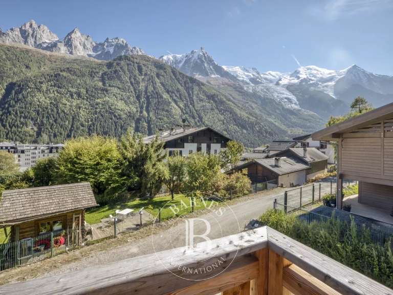 Chalet Chamonix-Mont-Blanc - 5 bedrooms - 617m²