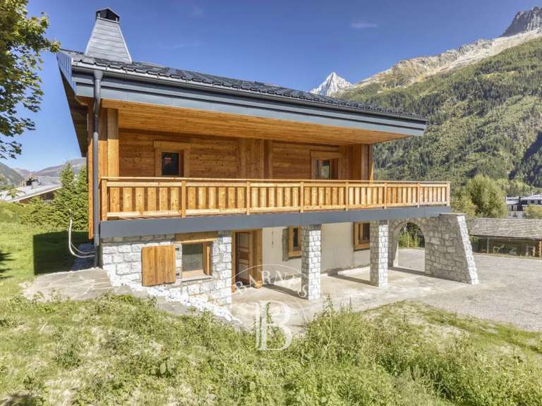 Chalet Chamonix-Mont-Blanc - 5 bedrooms - 617m²