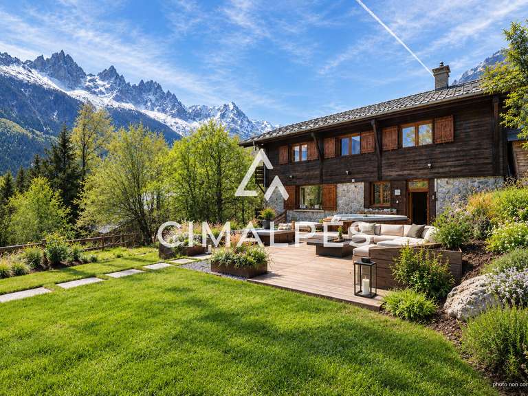 Chalet Chamonix-Mont-Blanc - 5 bedrooms - 195m²