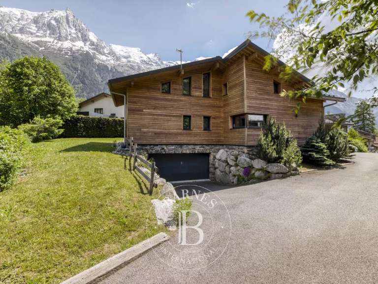 Chalet Chamonix-Mont-Blanc - 4 chambres - 244m²